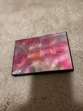 NARS Blush Palette - Pink Swirl Finish